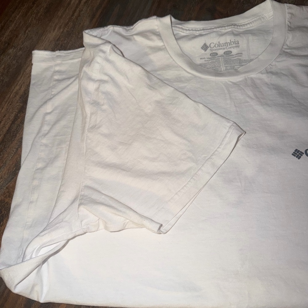 Columbia Classic White Tee - Picture 3 of 4
